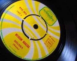 画像3: ミリアム・マケバ/France原盤★Myriam Makeba-『Malcom X』